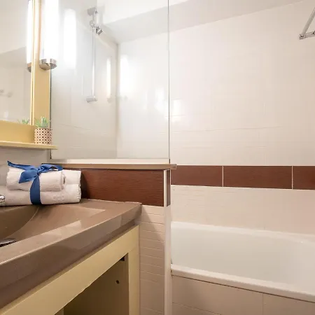 Appartamento Le Belvedere - D4 256 By Interhome Saint-Raphaël