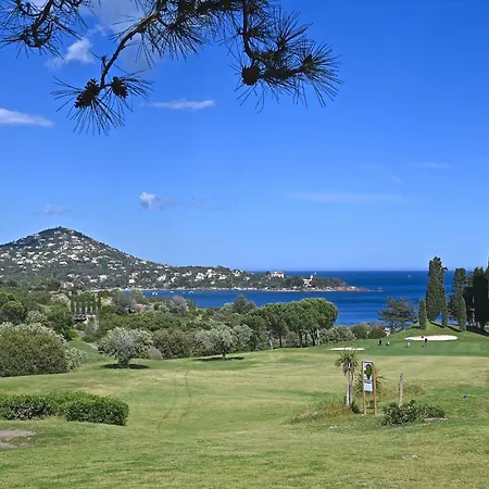 Apartment Le Belvedere - D4 256 By Interhome Saint-Raphaël