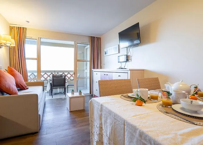 Apartment Le Belvedere - D4 256 By Interhome Saint-Raphaël